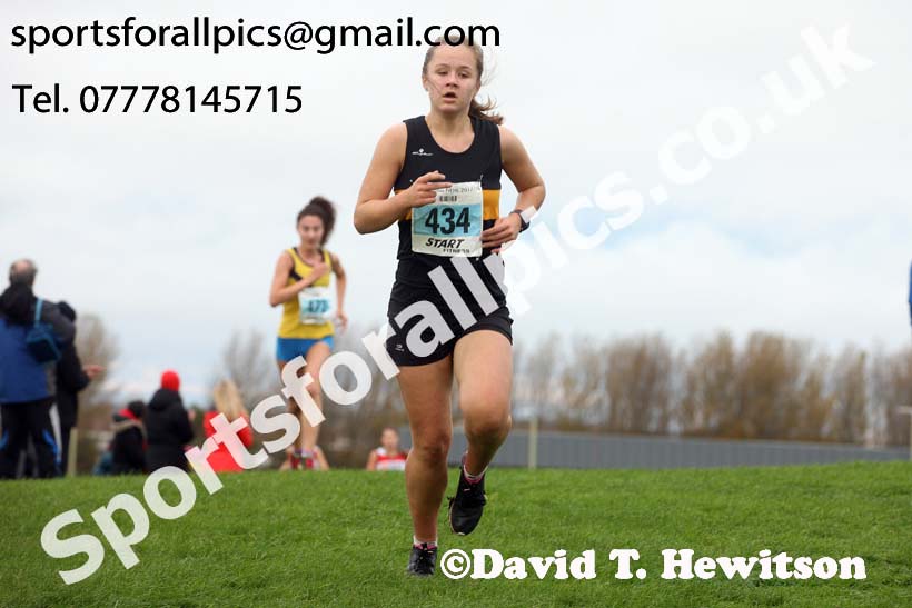 Womens under-17s and under-20s, Sherman Cup and Davison Shield, Temple Park, South Shields. Photo:  David T. Hewitson/Sports for All Pics